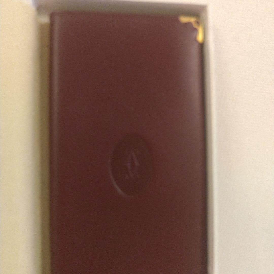 新品カルティエ長財布