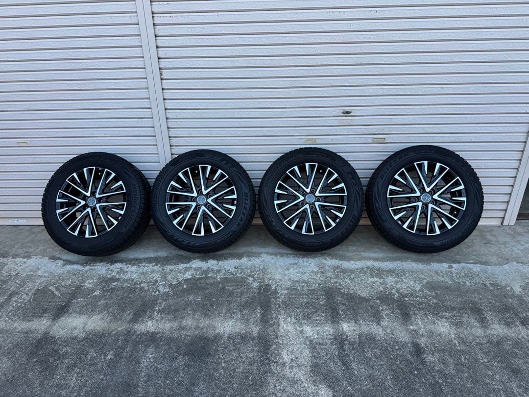 BS VRX2 17インチ スタッドレスタイヤ 225/60R/17 SMACK