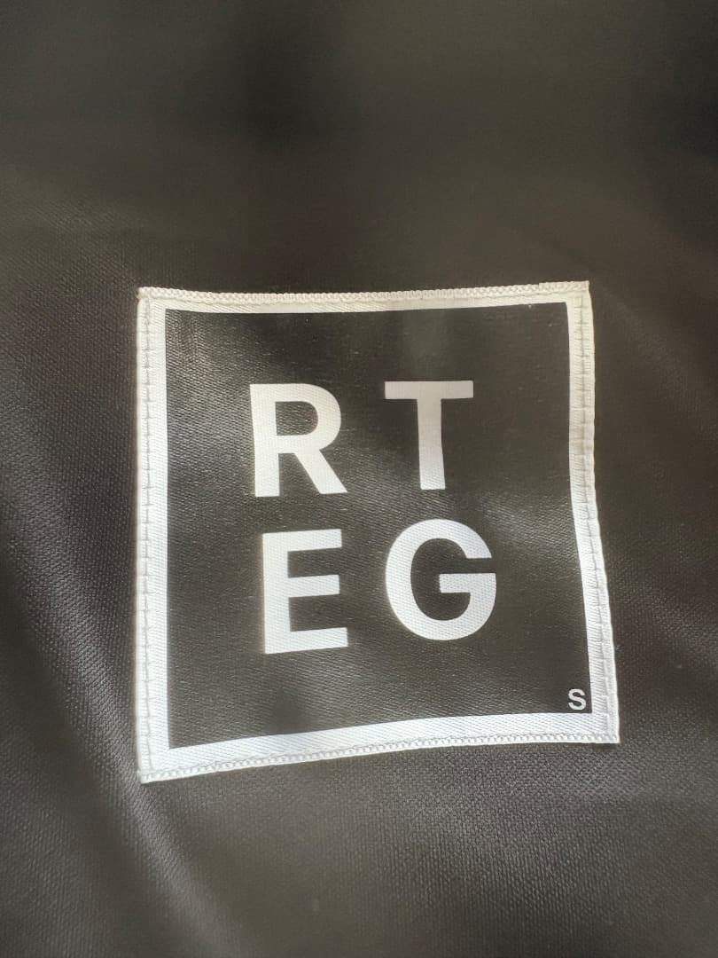 アダムスジャグラー　ダウン