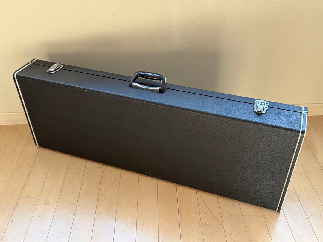 Roland Juno-106用　純正ハードケース。