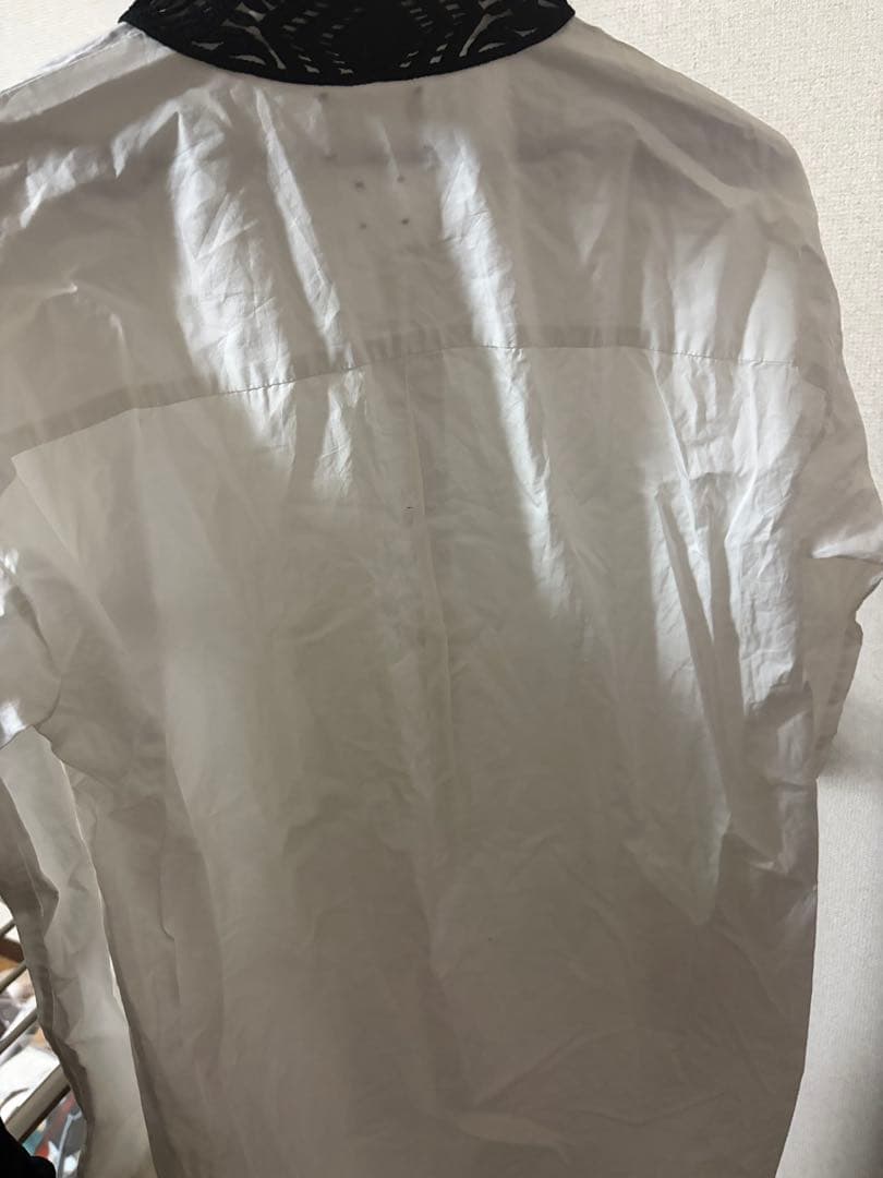 マメクロゴウチ　ロングシャツ　襟刺繍ワンピース