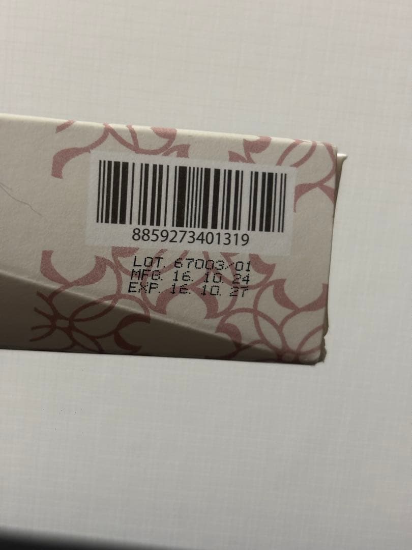 【日本未発売】タイ発高級スパ　愛されアロマのハンドクリーム3本箱付き