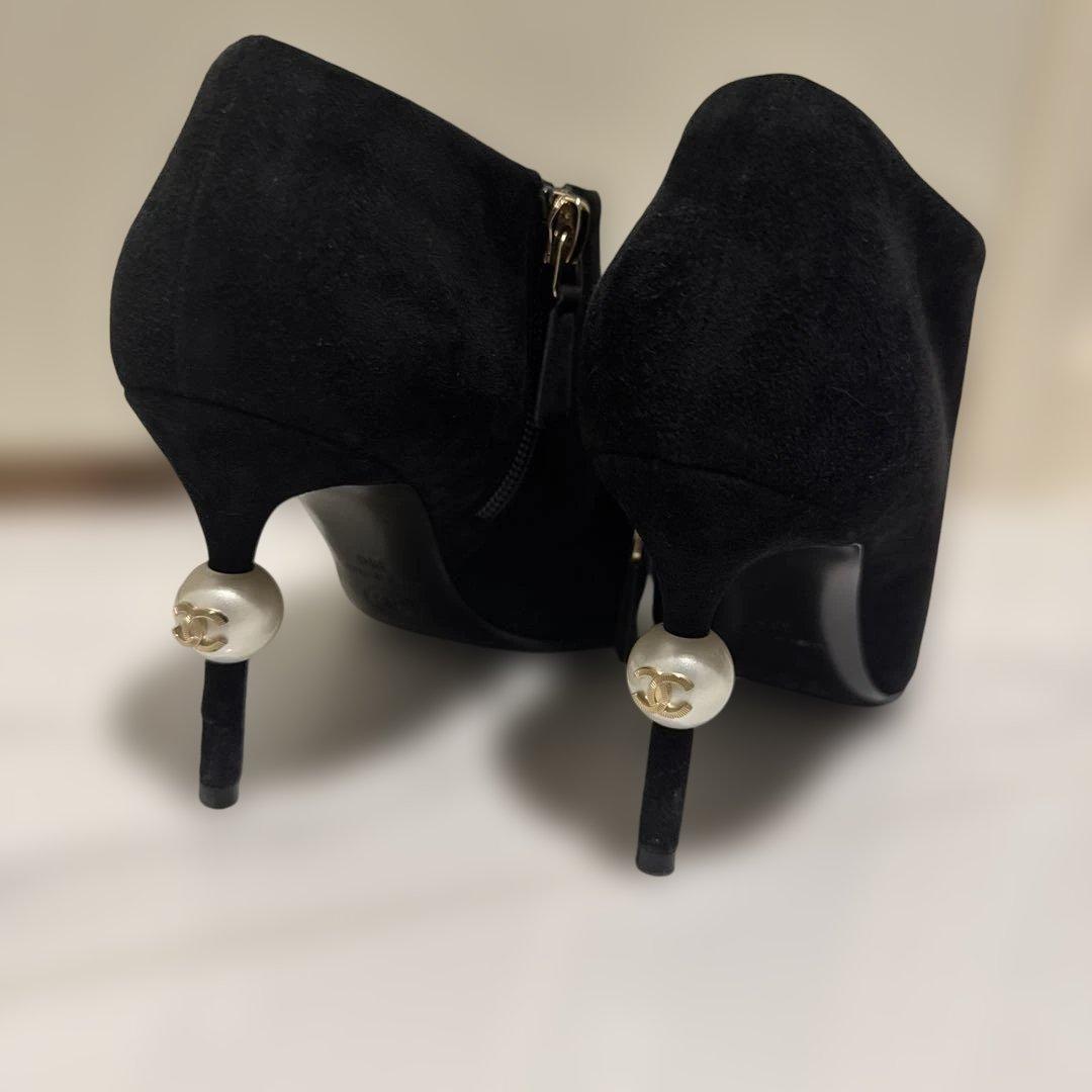 CHANELブーティ
