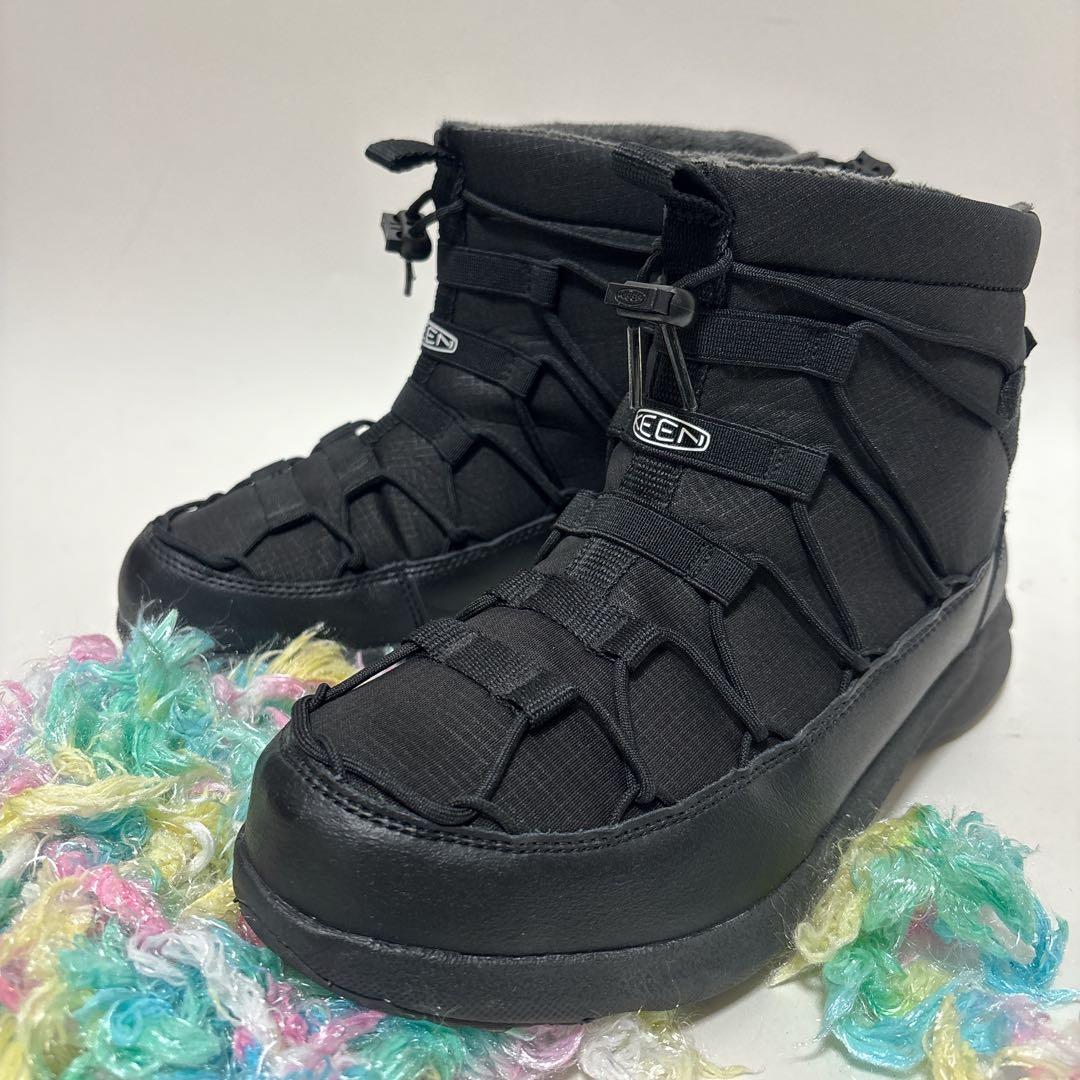 【極美品】KEEN ユニーク スニーク チャッカ 2 WP 防水 24.5cm黒