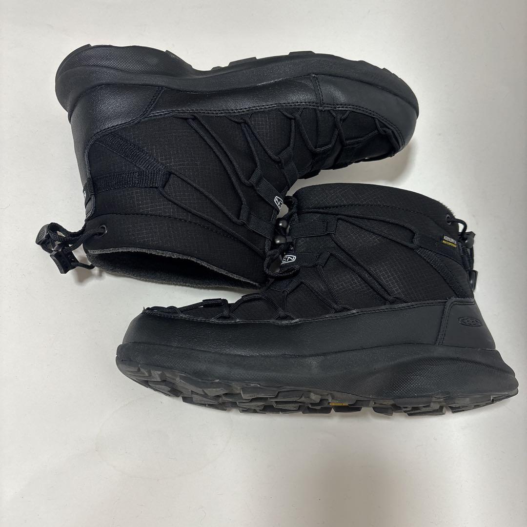 【極美品】KEEN ユニーク スニーク チャッカ 2 WP 防水 24.5cm黒