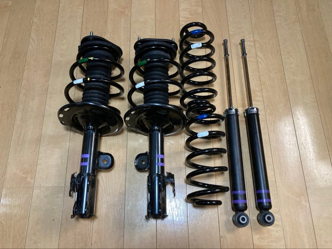 ★新車外し品★トヨタ 20系　アルファード ヴェルファイア 純正 サスキット