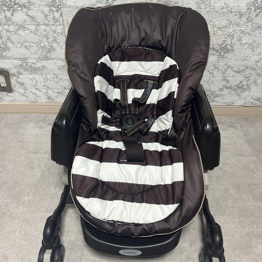 【美品】Combi ネムリラ4キャス AT オートスウィング ハイローチェア