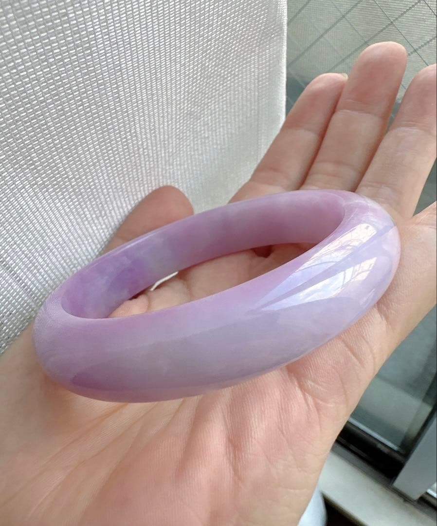 紫翡翠　ラベンダー　ヒスイのバングル