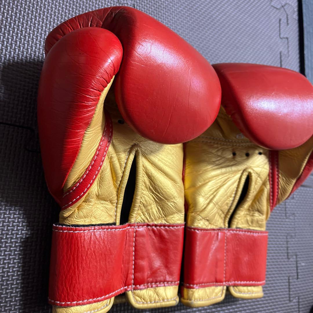 （限定カラー）Winning ボクシンググローブ 8オンス赤×金