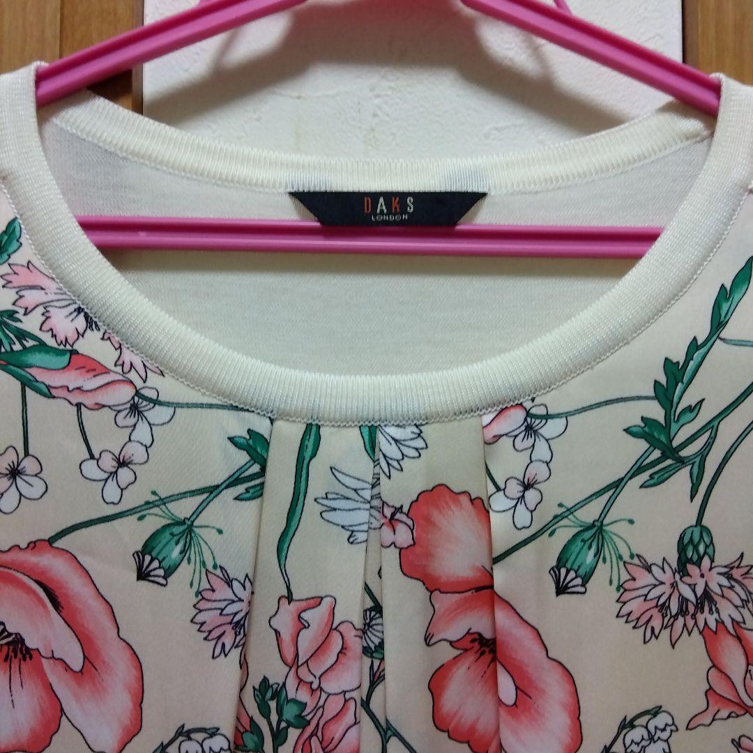 一昨年のお品・着用2回の美品★DAKSダックス ニット カットソー 44