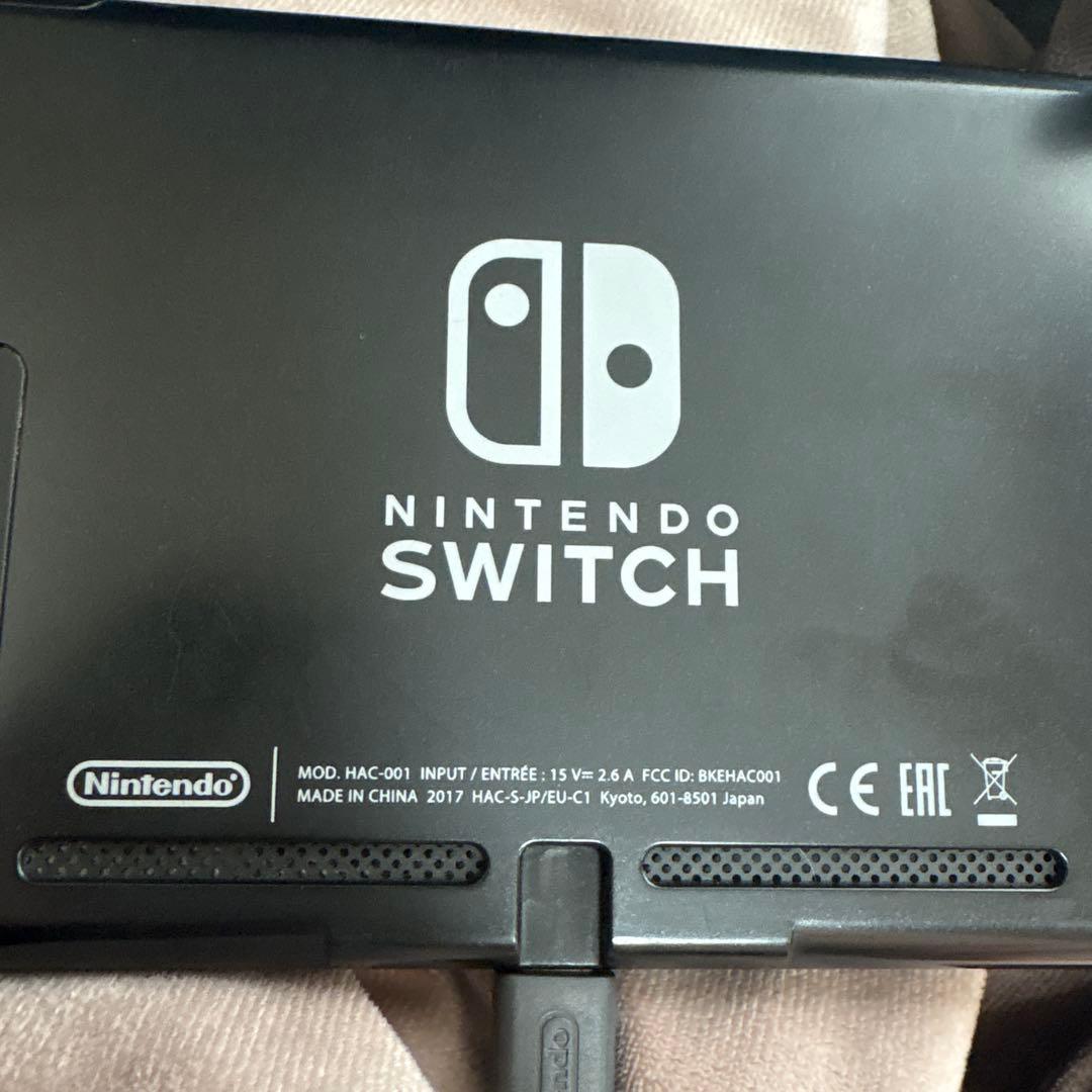任天堂 Switch 2017年 本体のみ ジョイコンに問題あり