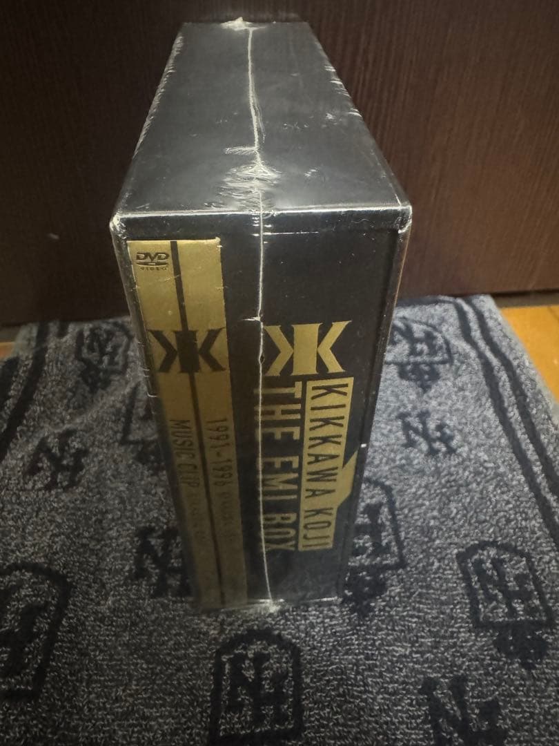 【超貴重】吉川晃司　未使用未開封　THE EMI BOX
