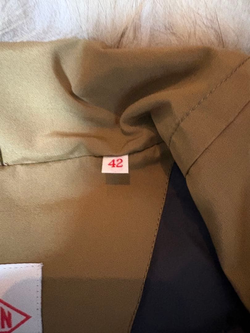 DANTON カーキ ダウンジャケット