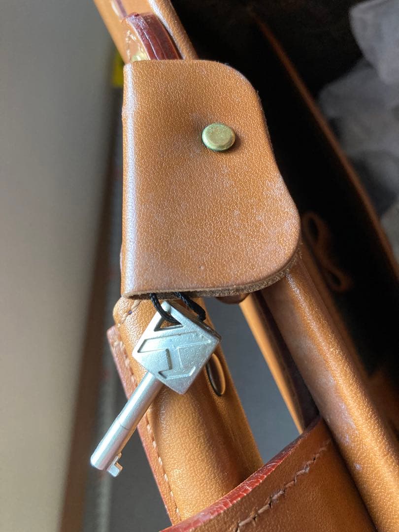 ⭐︎専用⭐︎値下 日本製 FIVE WOODS★高級 レザーダレス 林五★本革 鞄