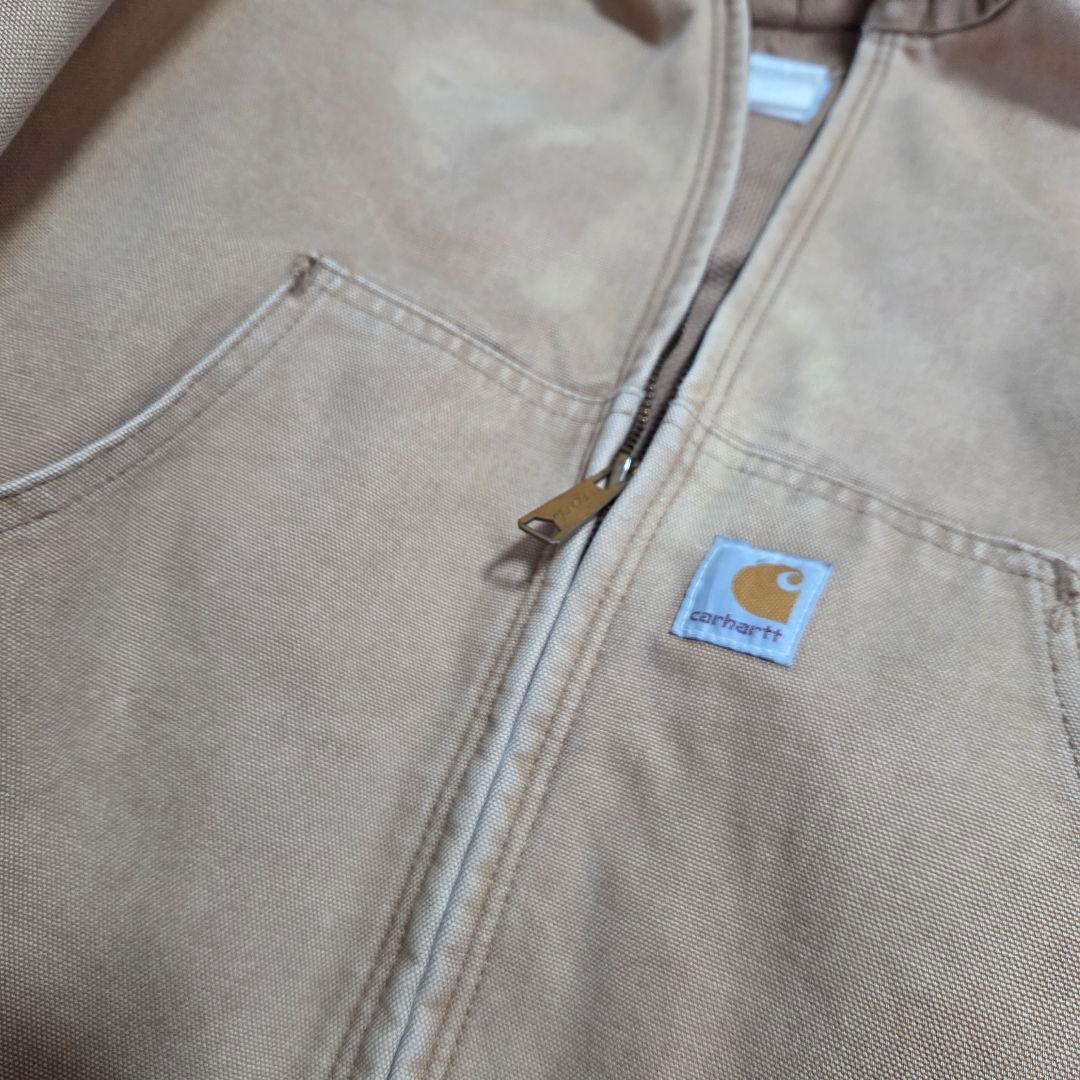 Carhartt フード付きベージュジャケット