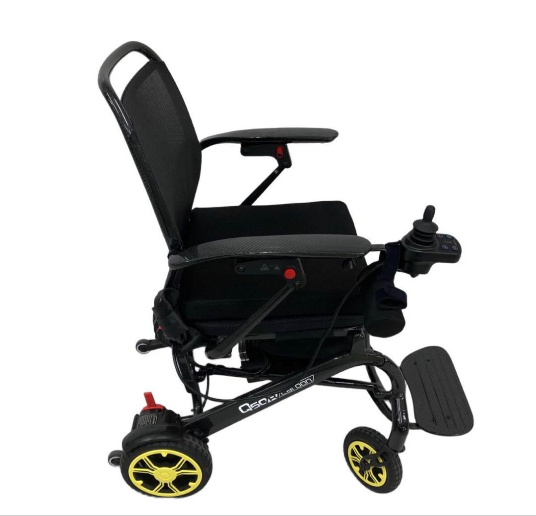 中古品 超軽量 QUICKIE Q50 R カーボン折り畳み電動車椅子2025年