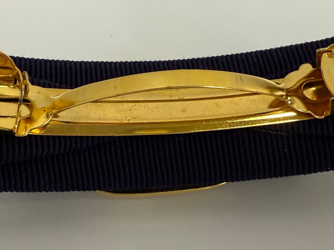 Salvatore Ferragamo ネイビー ヘアクリップ　バレッタ　ヴァラ