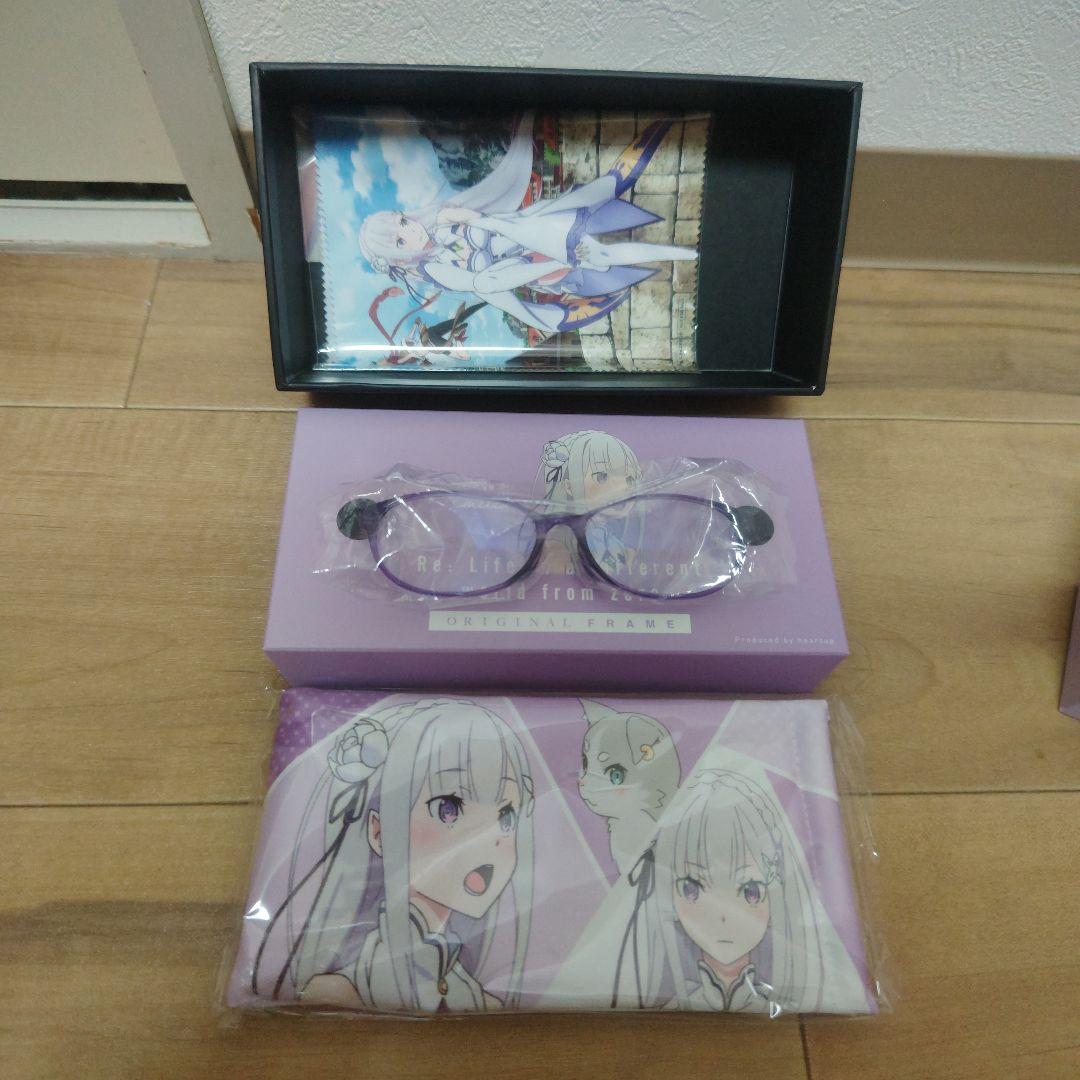 re:ゼロから始める異世界生活　リゼロ　エミリア　メガネ
