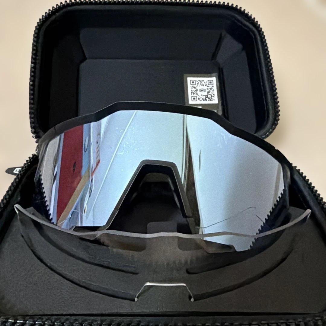 100% ワンハンドレッドパーセント サングラス