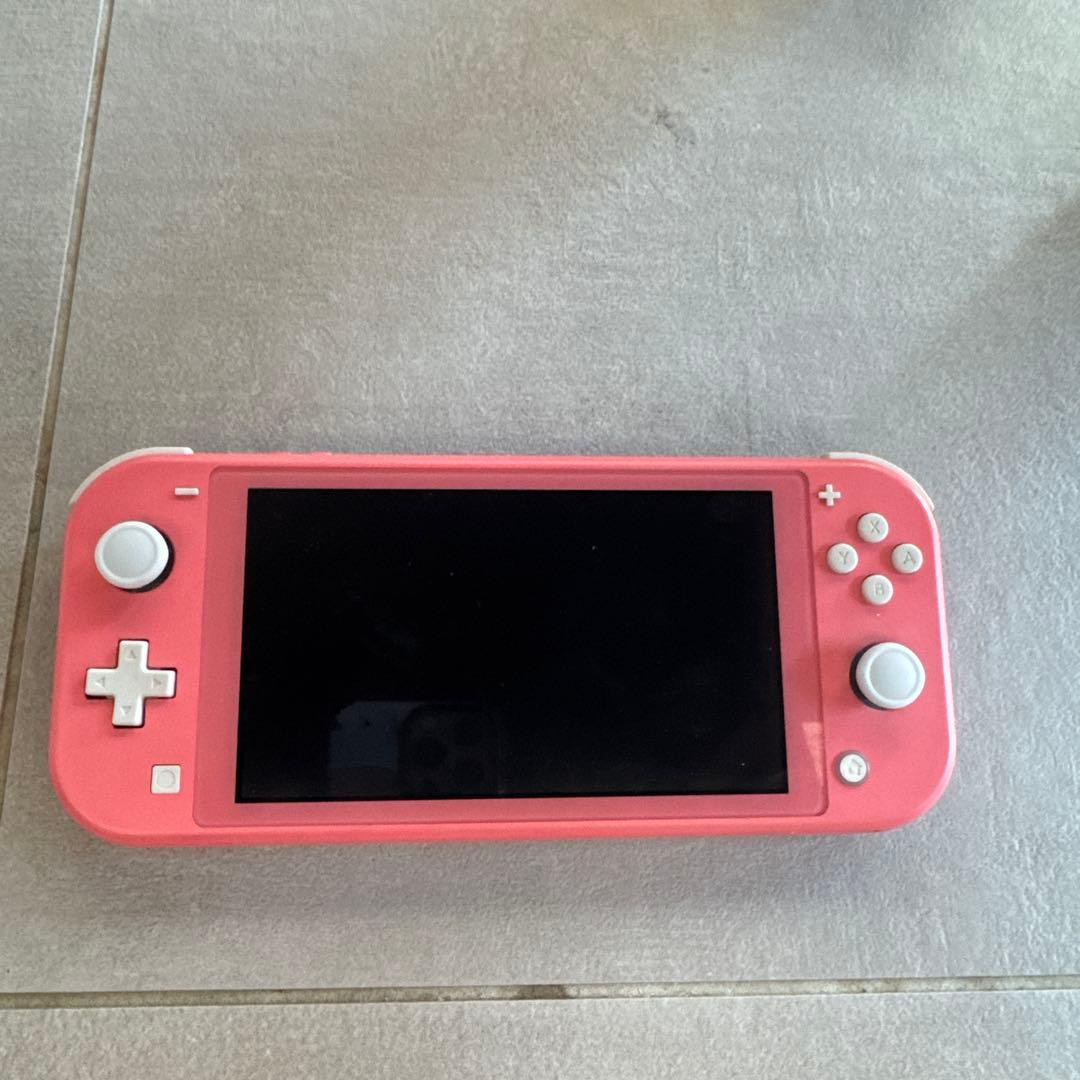 Nintendo Switch LITE コーラル　本体