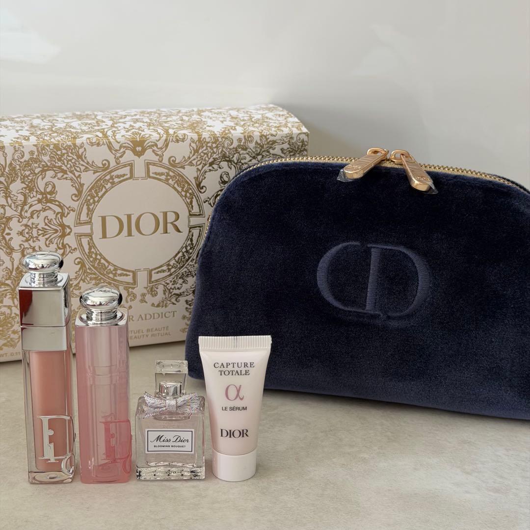 DIOR ディオール　クリスマス　ホリデー限定オファー　ギフト
