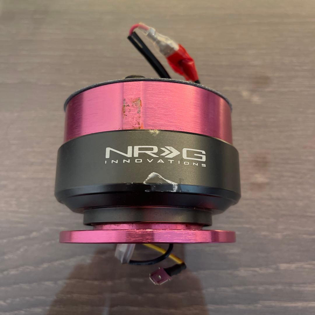 NRG Innovations ステアリングハブ ピンク/ブラック