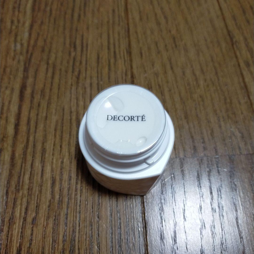 コスメデコルテ AQ アブソリュート アイクリーム タイトフォーカス 未使用