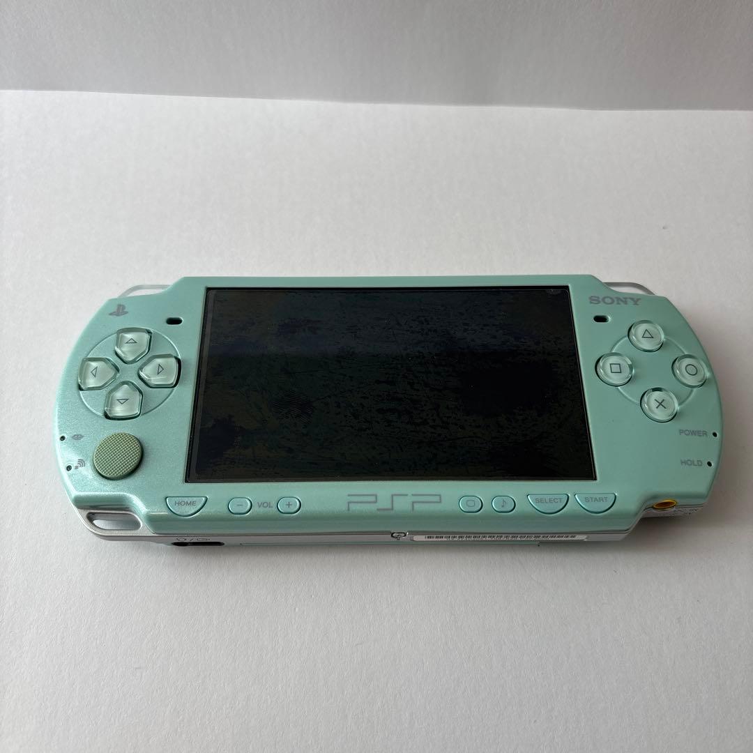 PSP-2000 ミントグリーン 箱付き　モンハン　ポータブル2/2Gセット