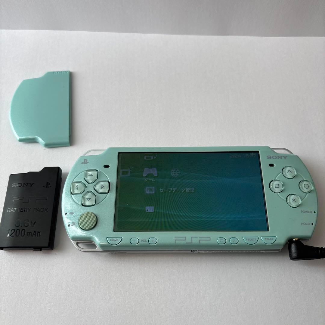 PSP-2000 ミントグリーン 箱付き　モンハン　ポータブル2/2Gセット