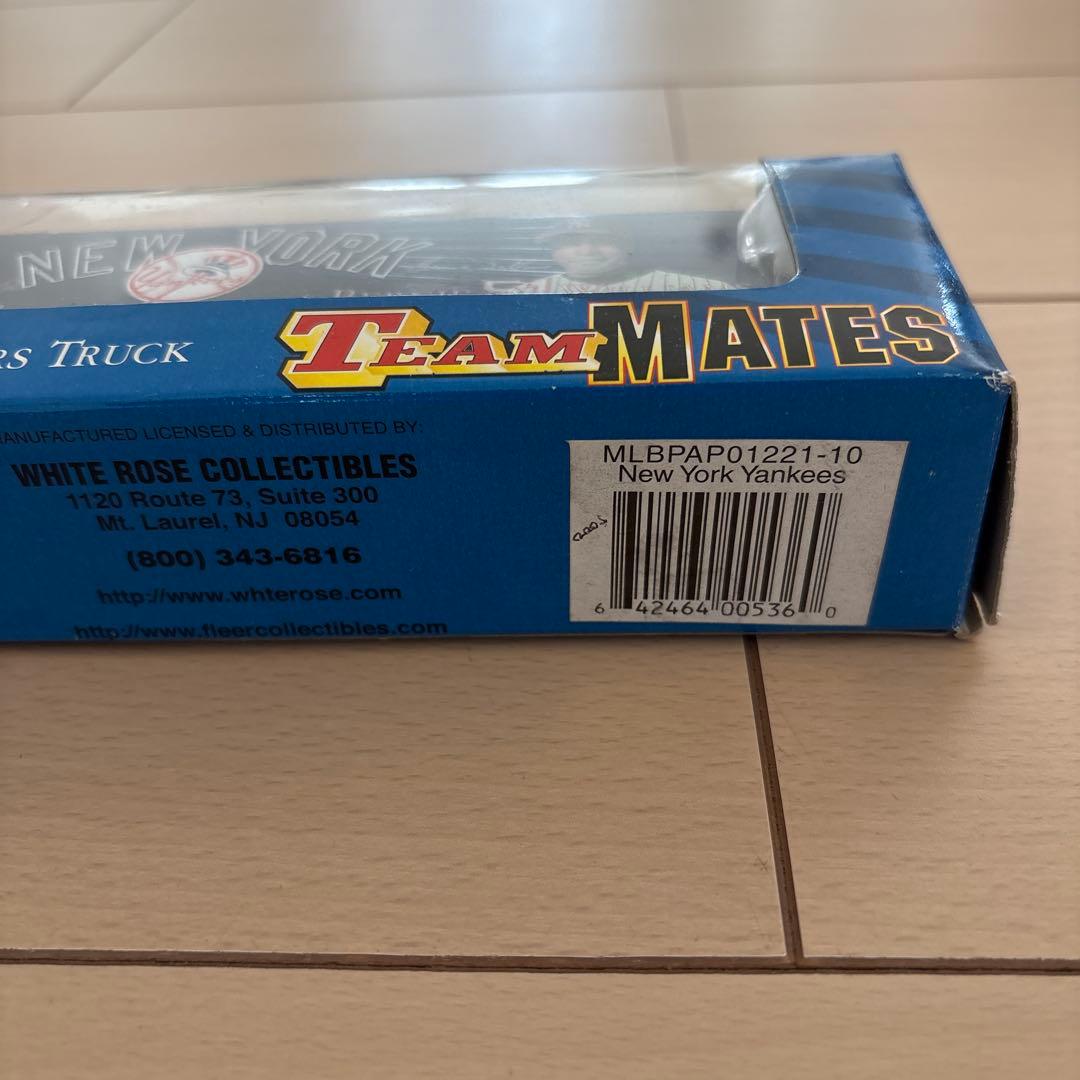 輸入品ニューヨーク・ヤンキース ミニカー トレーラー　トラック　メジャー