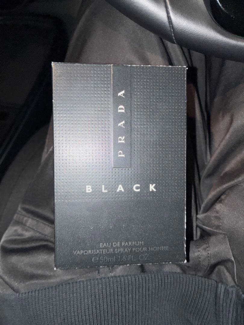 PRADA ルナロッサ ブラック オーデパルファム 50mL