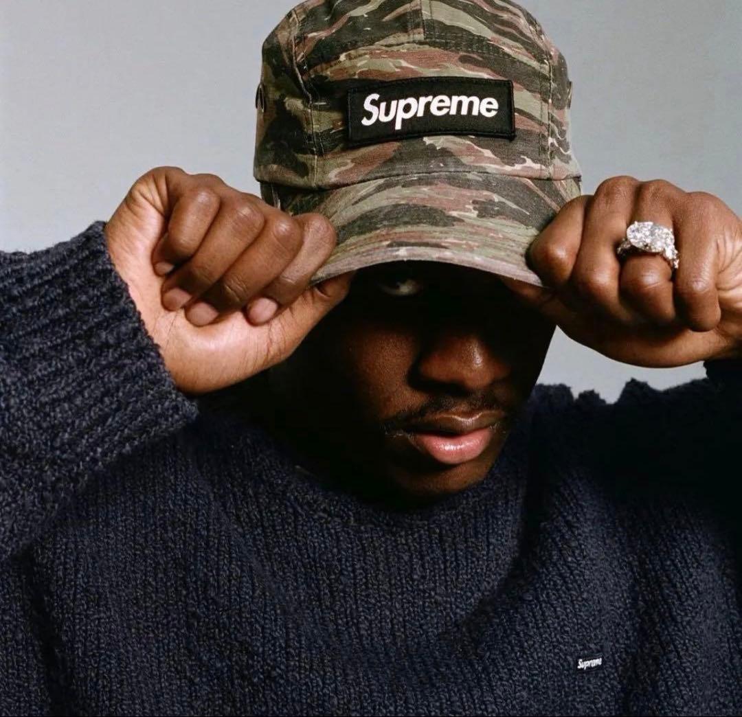 Supreme Bouclé Small Box Sweater black L