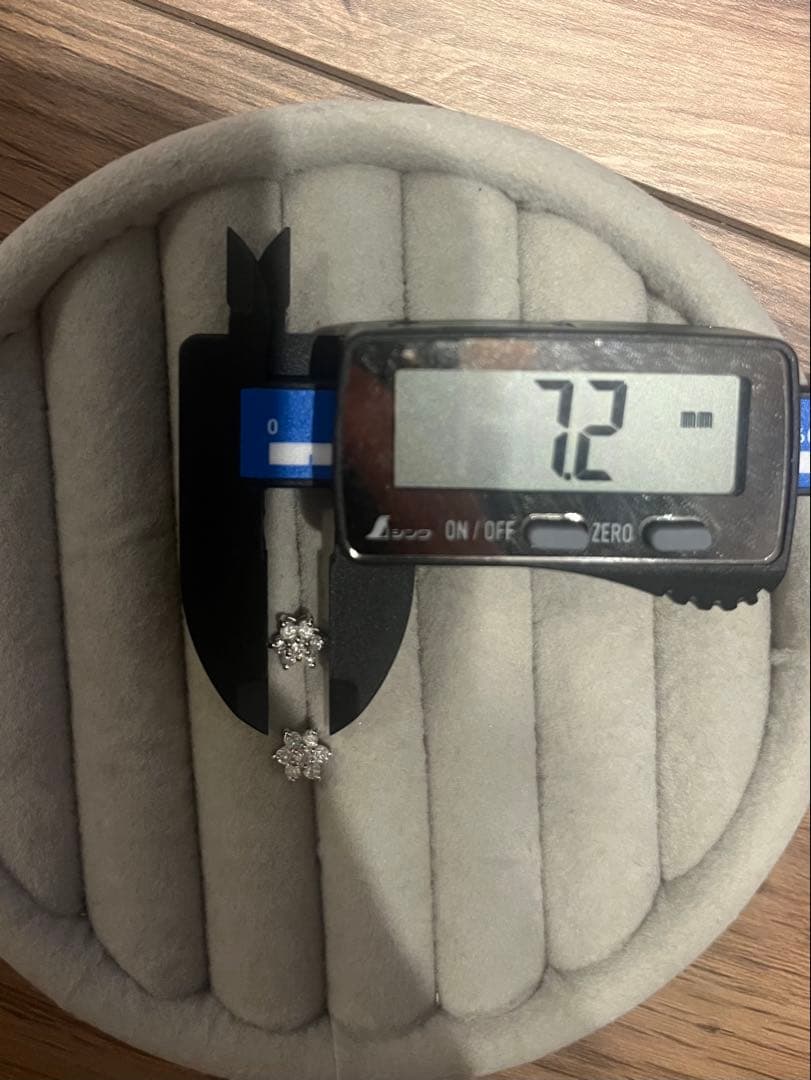 ダイヤモンドイヤリング