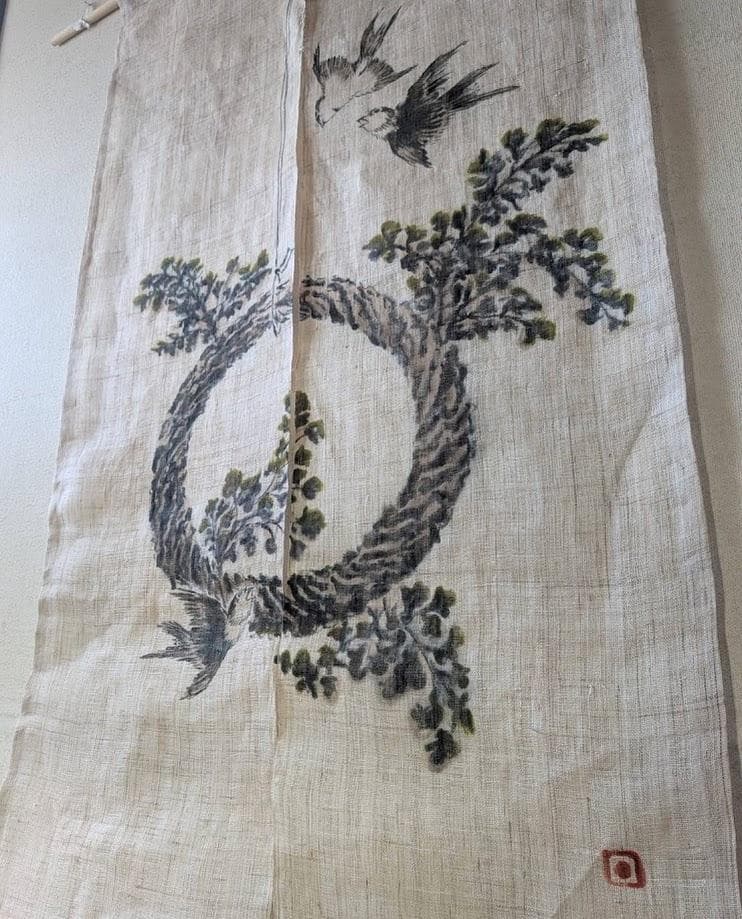 手描き麻暖簾【鳥と忍草】手染め のれん 巾81×144cm　一点物　アンティーク