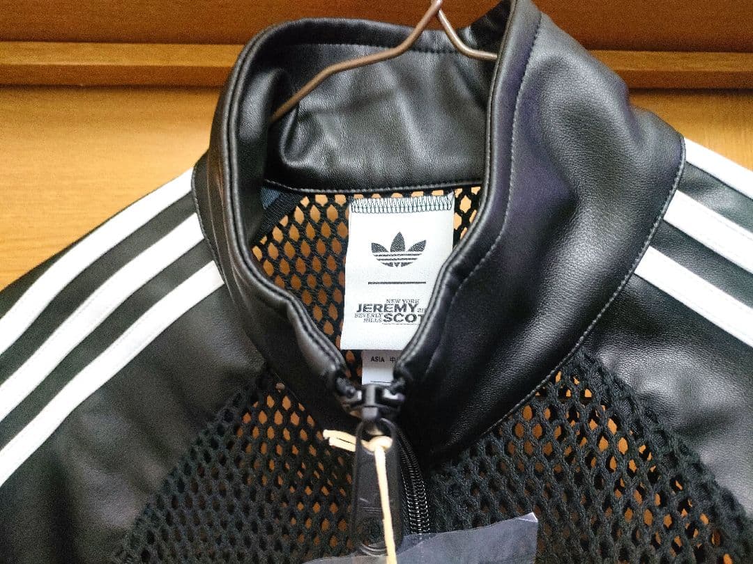 アディダス ✕ ジェレミースコット　メッシュレザー トラックジャケット