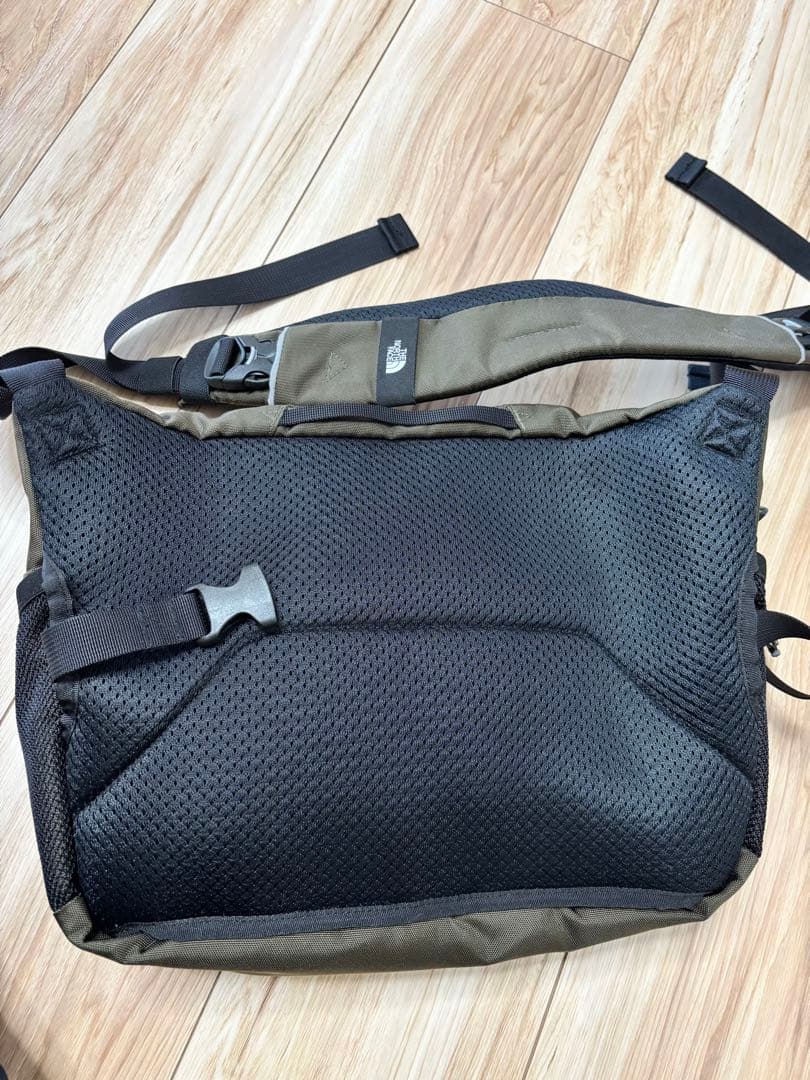 THE NORTH FACE ベビースリングバッグ オリーブグリーン美品