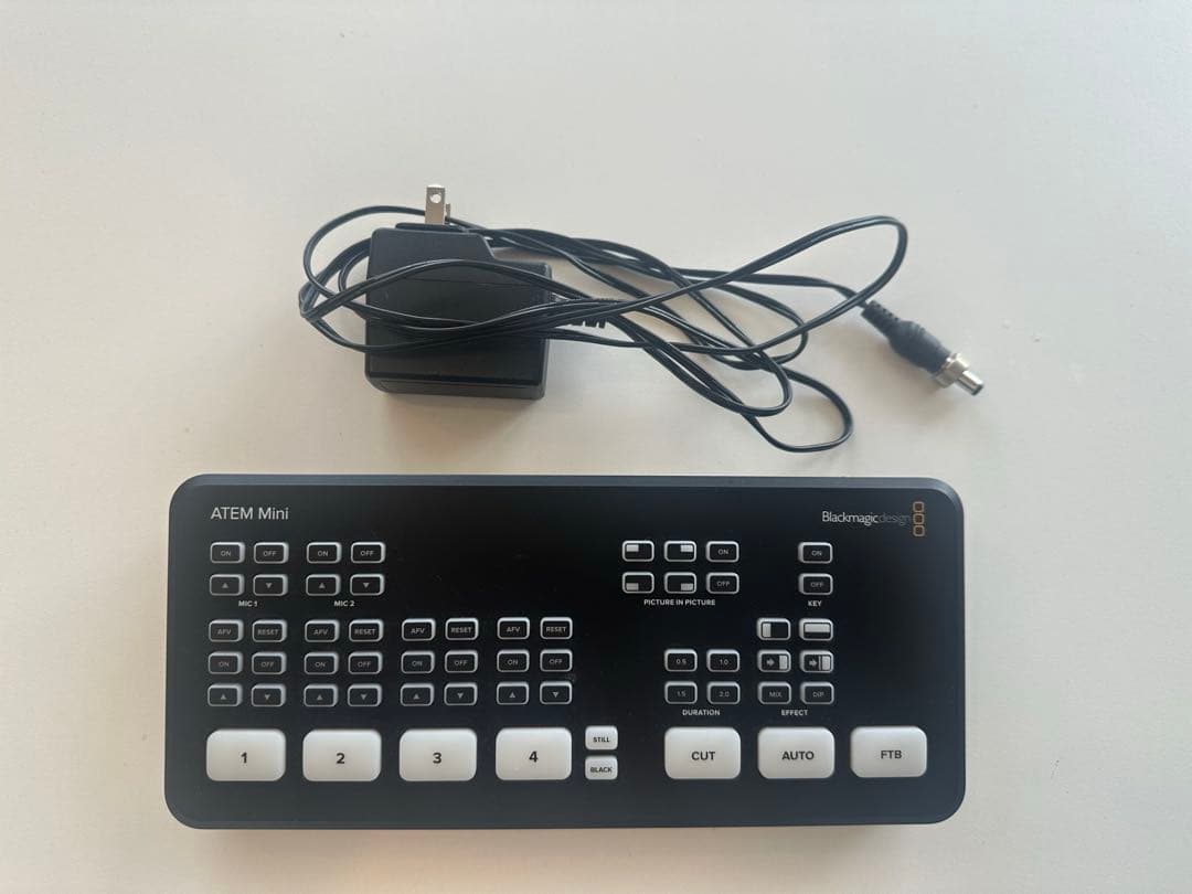 Blackmagic ATEM mini スイッチャー