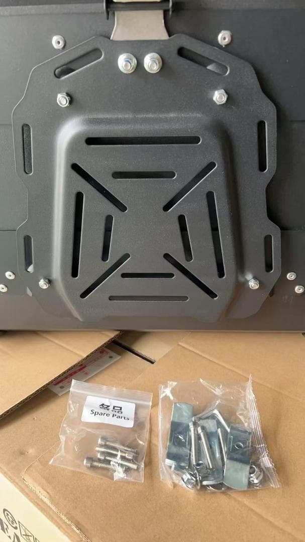 中古美品バイクリアボックス アルミトップケース (65L Black 黒)