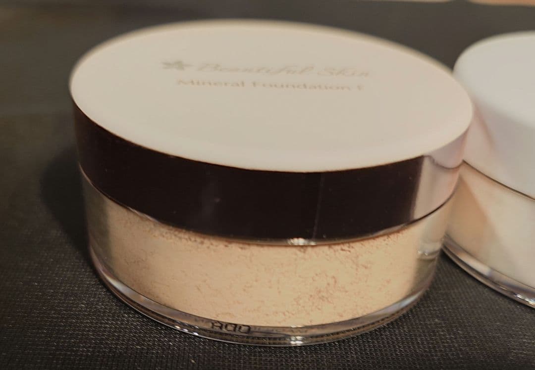 Beautiful Skin ファンデーション、プライマー、仕上げパウダーセット