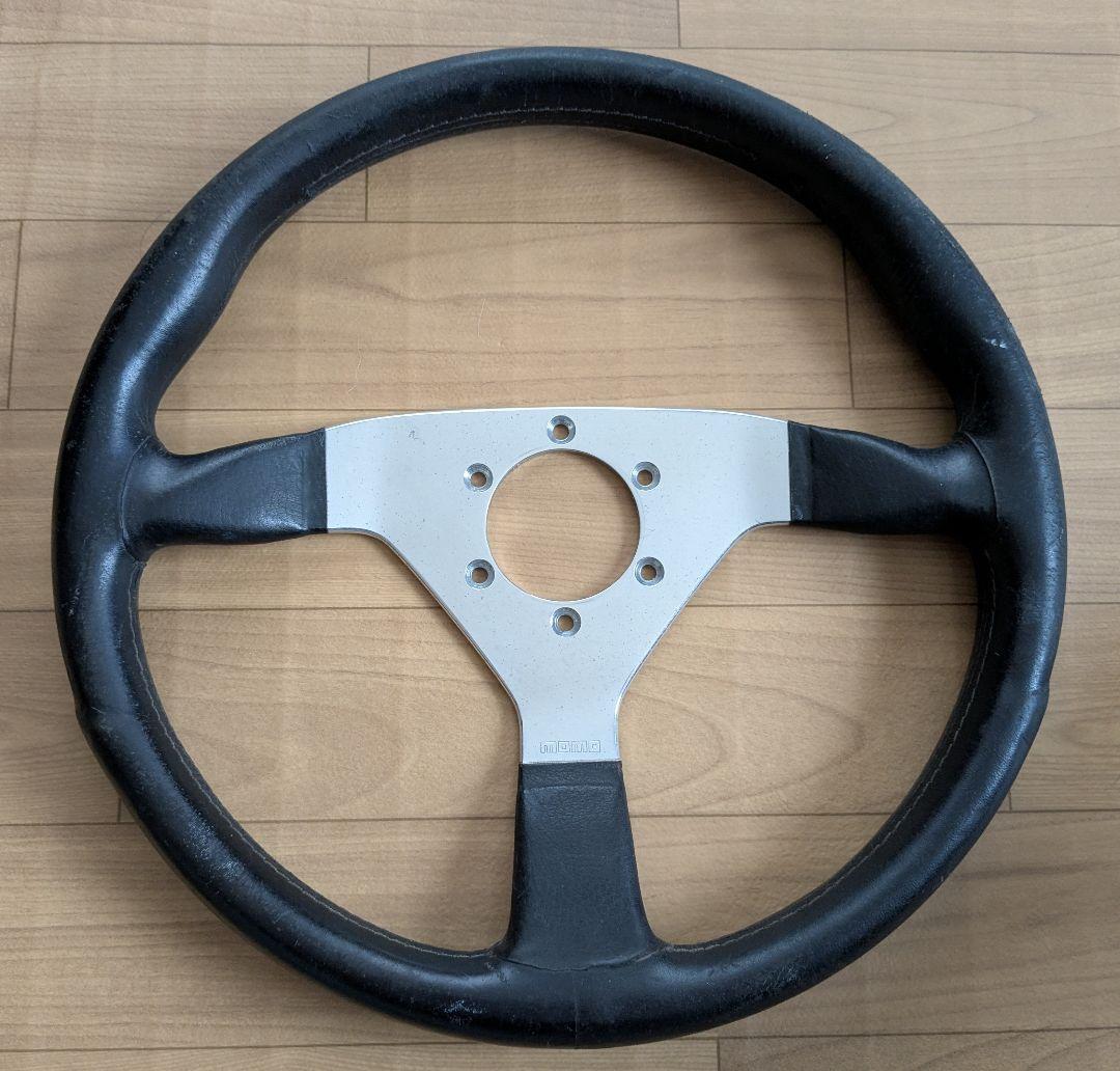 ★MOMO ステアリング ベローチェ★
