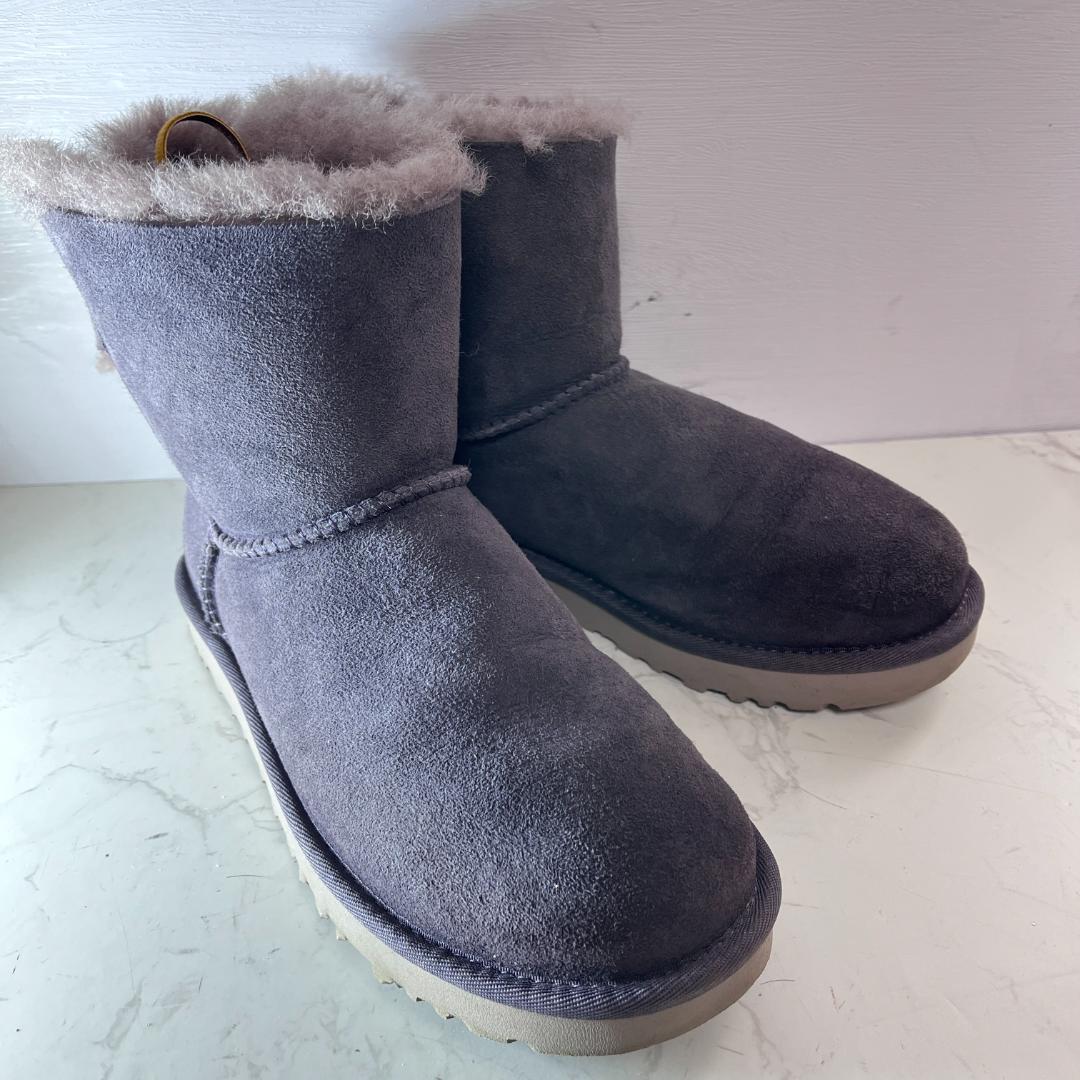 専用入手困難 未使用級 UGG ベイリーボウ風 ムートンブーツ パープル 24c