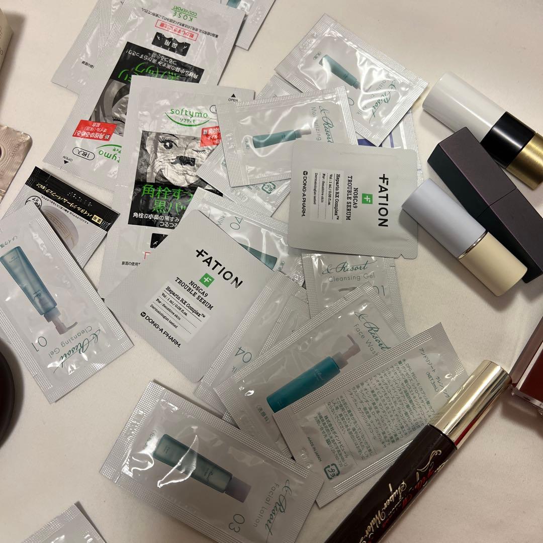 口紅　コスメまとめ売り　空容器など