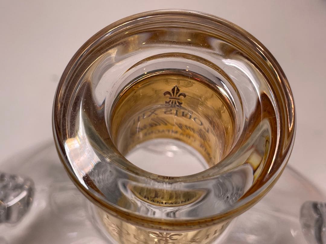 【新品未使用】レミーマーティンルイxIII バカラクリスタルデカンター空ボトル