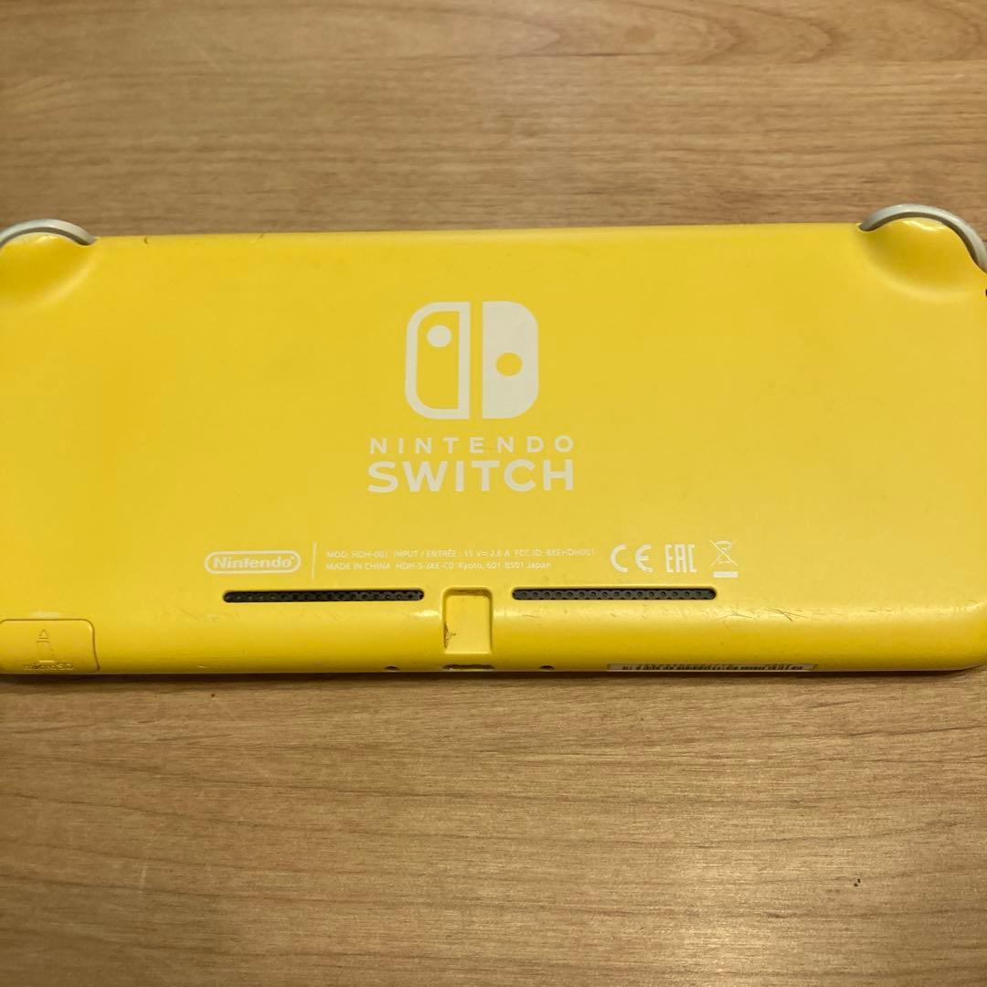 スイッチライト　イエロー　ジャンク品