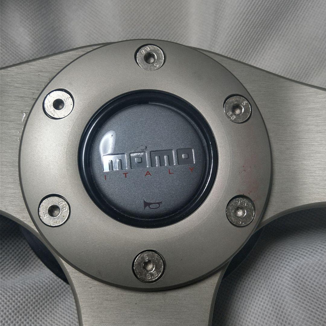MOMO RACE レザーステアリング　32Φ　汎用ボス付