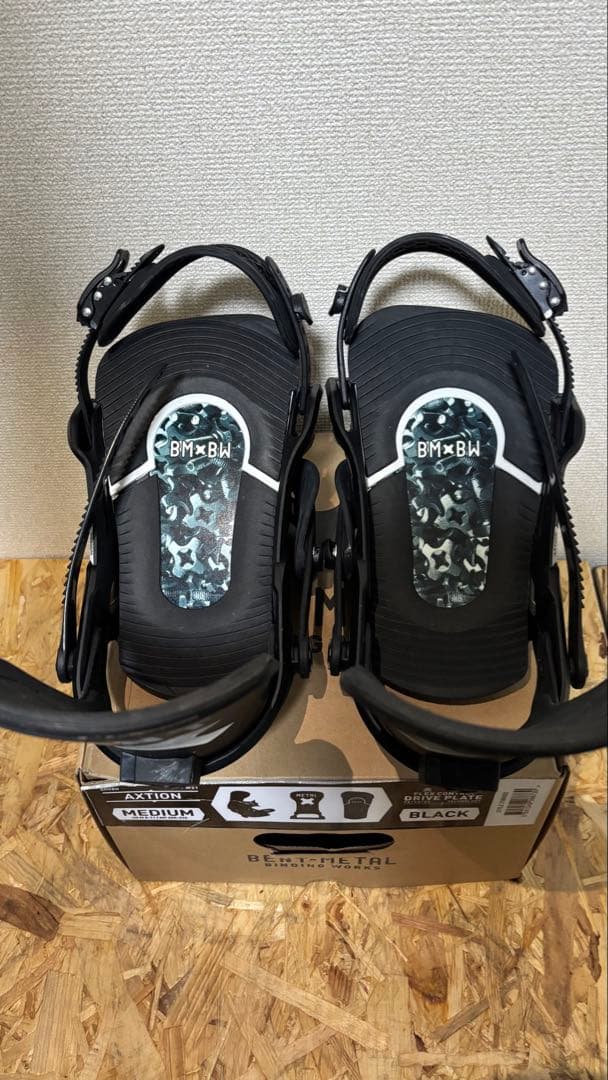 か*ず様 BENTL AXTION スノーボード ビンディング M