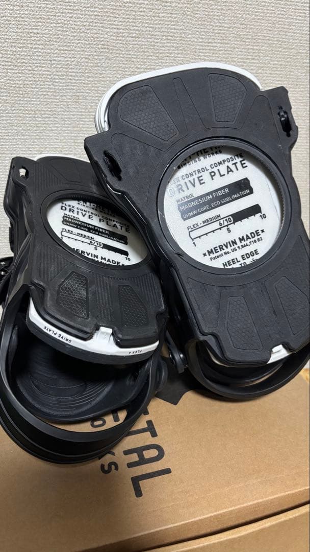 か*ず様 BENTL AXTION スノーボード ビンディング M