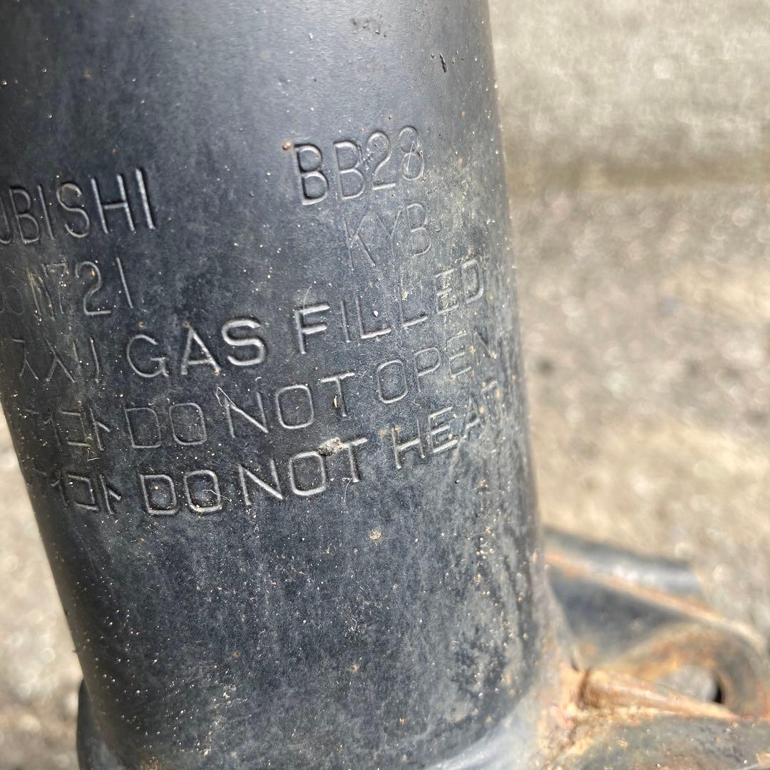 KumaKuma　　ct9a ランエボ7純正ショック ジャンク品