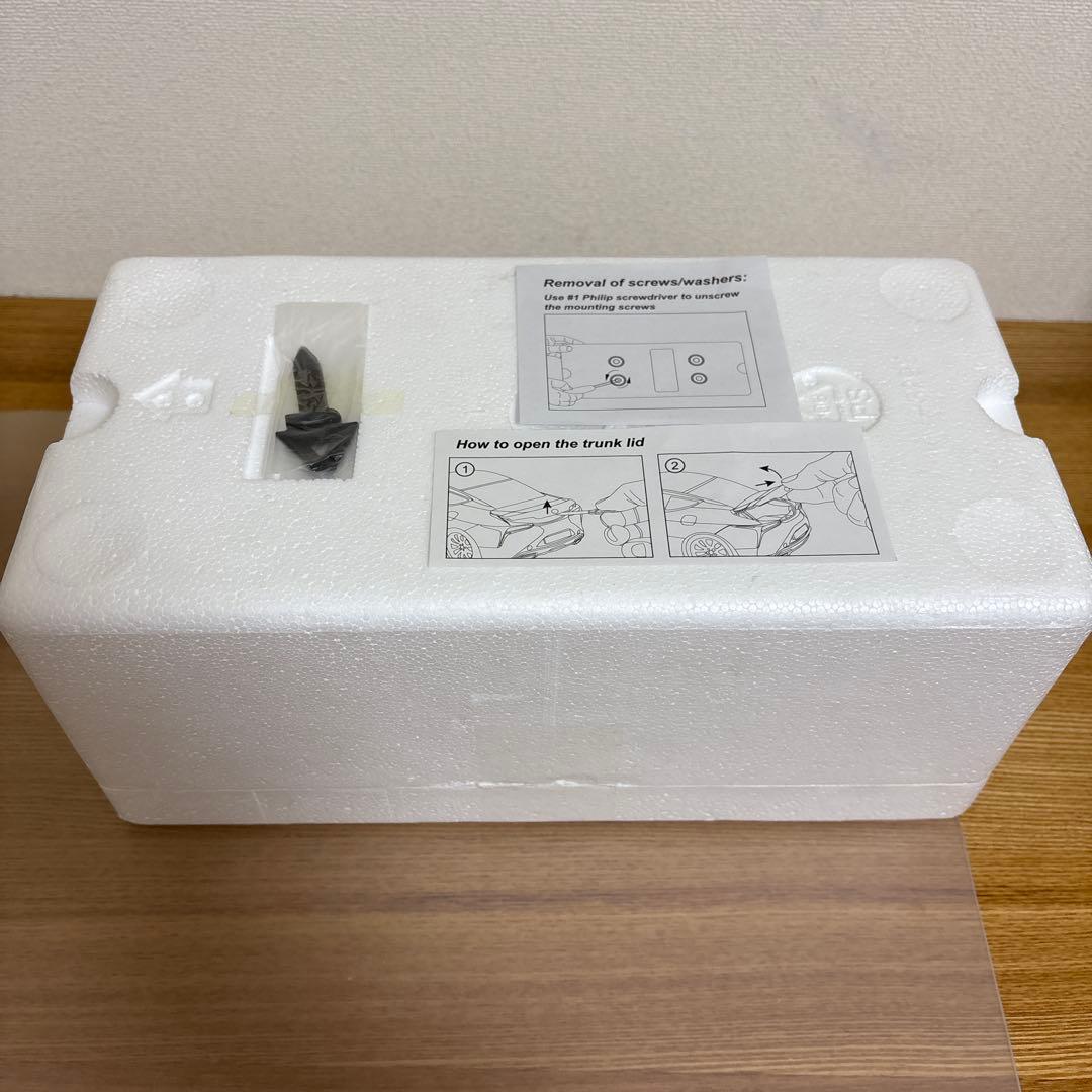 オートアート　LEXUS レクサス　LC500 1/18 ミニカー　ホワイト