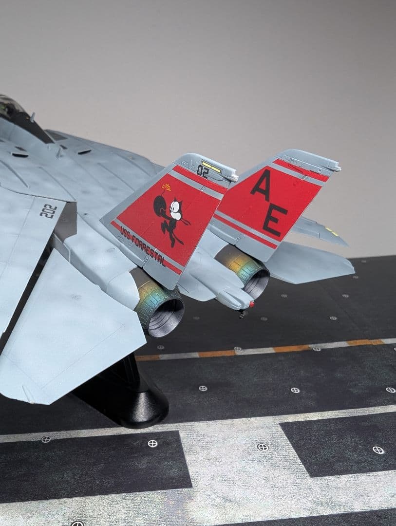ハセガワＦ−１４Ａ 完成品VF-31トムキャッターズ飛行状態1/72完成品